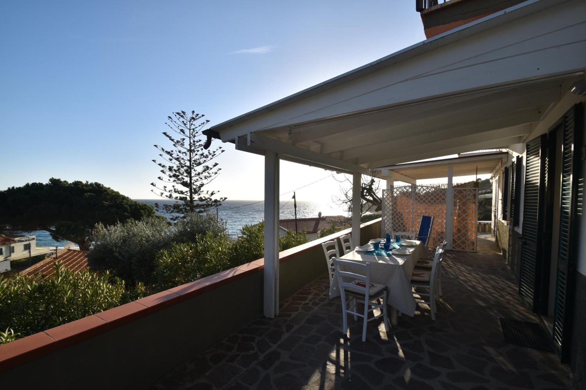 Appartamenti Cavoli - Vista Mare Con Terrazze, Clima E Posti Auto Spiaggia di Cavoli Ngoại thất bức ảnh
